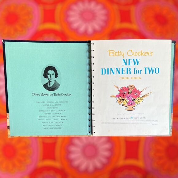 1964 Vintage Betty Crocker's New Dinner For Two Cookbook Golden Press First Ed - Picture 6 of 11
